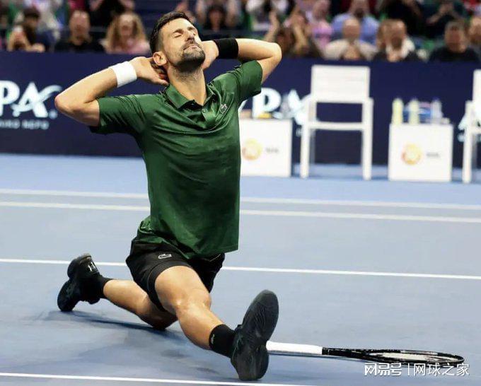 开云Kaiyun中国官网登录入口-德约再收退赛礼造高端局，前四种子会师澳网半决赛！